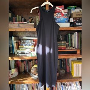 Black ribbed bodycon dress